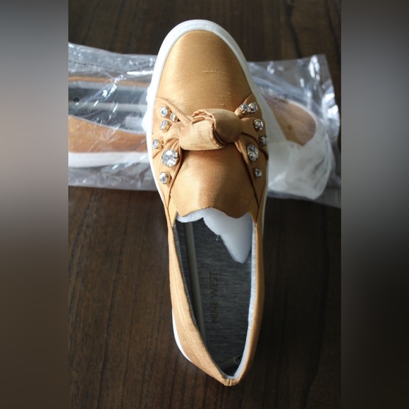 NWOB Nine West Gold Embellished Slip-On Sneakers - Picture 14 of 15